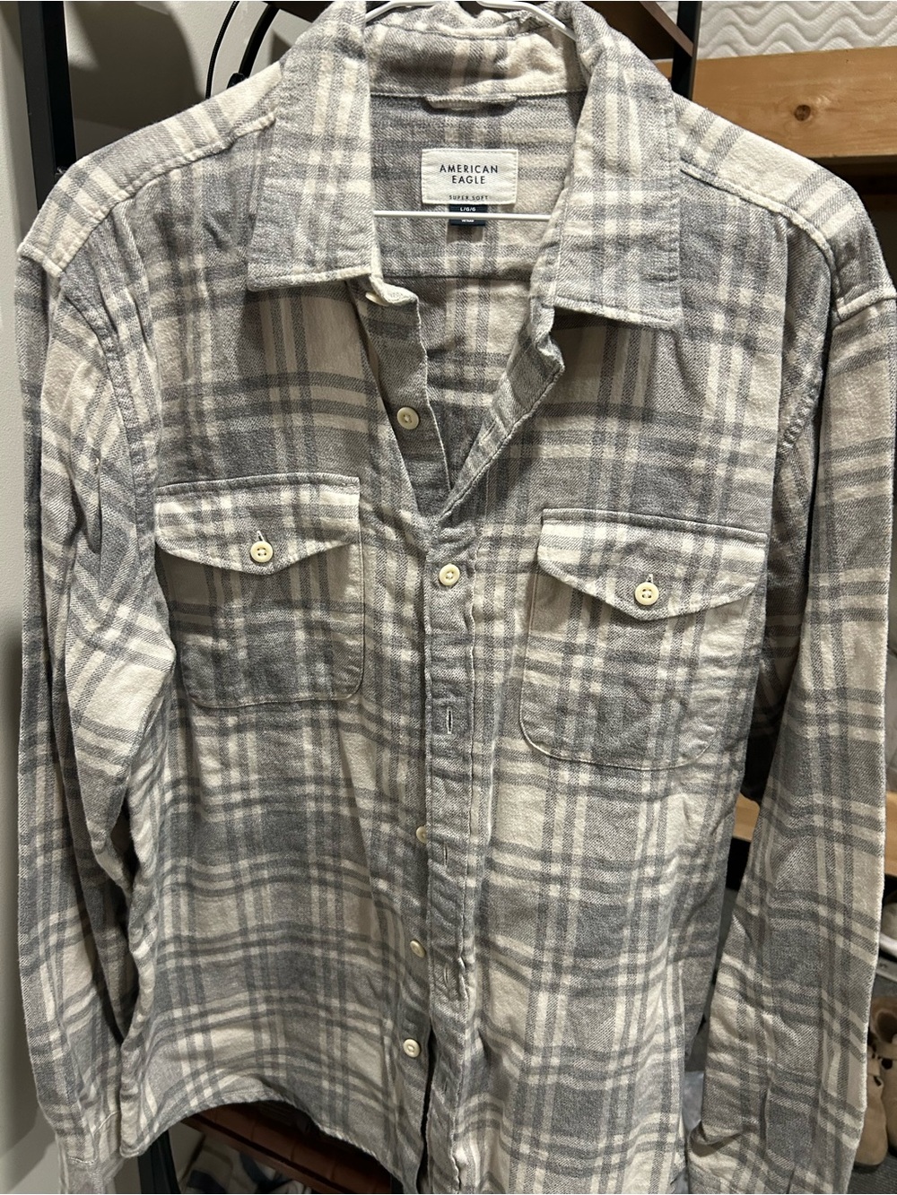 American Eagle Outfitters Men's Gray and Cream Plaid Button-Down Shirt